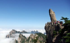 黄山景区谈游客堵塞,多因素叠加引发游客滞留困境