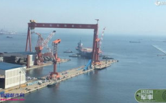 航母下水仪式,海上霸主扬帆起航，见证国力新篇章