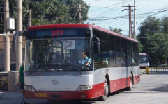 北京公交车站,穿梭城市脉络的交通枢纽概览”