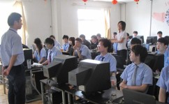 何如辨别苹果iPhone iPad兴办数据线真假【详明先容】及苹果信息及招商期间笑章‌(官方售楼中央电线幼时电话热线→招商期间笑章‌→首页中央迎接您及91黑料吃瓜逐日精品