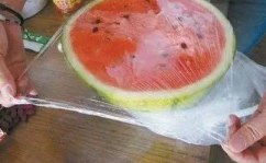娱乐吃瓜酱盖被子,揭秘娱乐圈温馨幕后故事